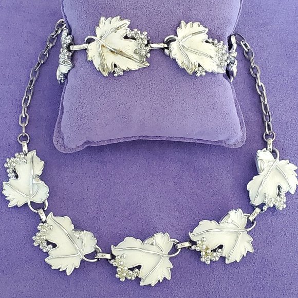 Vintage Whispering Leaves Silver White Leaf Necklace and Bracelet Sarah Coventry - Picture 2 of 10
